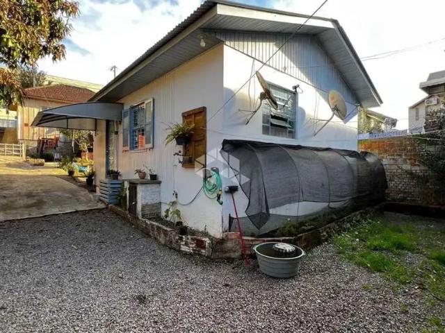 Casa / Sobrado para Venda em Farroupilha/RS São Luiz 2 Quartos