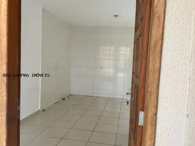 Casa / Sobrado para Venda em Fazenda Rio Grande/PR Estados 3 Quartos