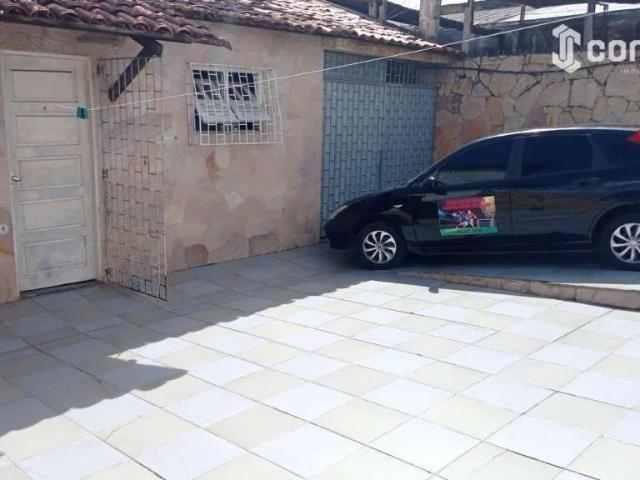 Casa / Sobrado para Venda em Feira de Santana/BA Centro 2 Quartos