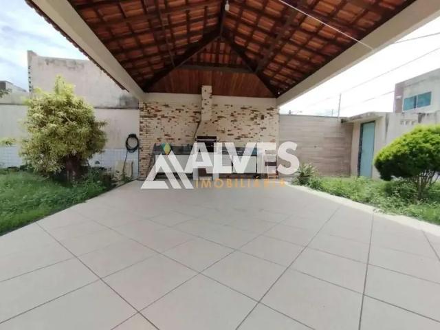 Casa / Sobrado para Venda em Feira de Santana/BA Chácara São Cosme 5 Quartos