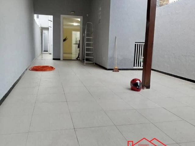 Casa / Sobrado para Venda em Feira de Santana/BA Cidade Nova 3 Quartos