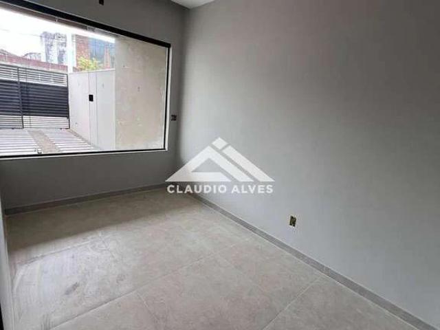 Casa / Sobrado para Venda em Feira de Santana/BA Baraúna 3 Quartos