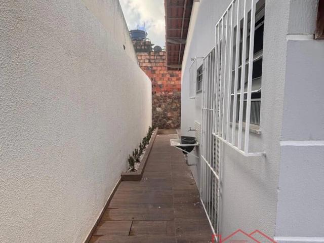 Casa / Sobrado para Venda em Feira de Santana/BA Gabriela 2 Quartos