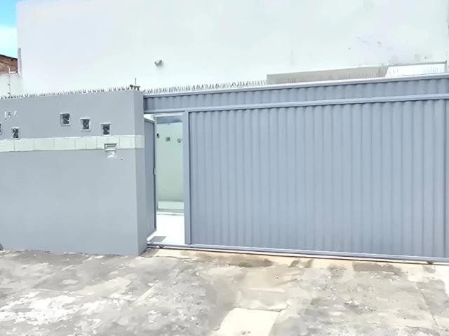 Casa / Sobrado para Venda em Feira de Santana/BA Olhos D'Água 3 Quartos