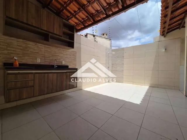 Casa / Sobrado para Venda em Feira de Santana/BA Mangabeira 2 Quartos