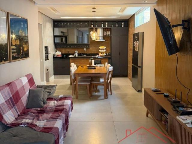 Casa / Sobrado para Venda em Feira de Santana/BA Mangabeira 3 Quartos
