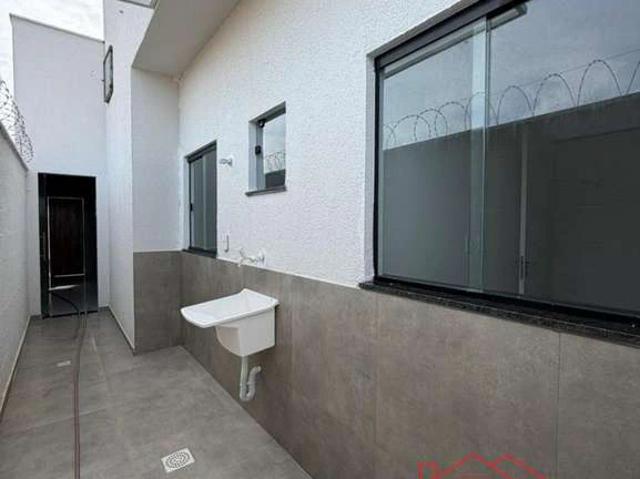 Casa / Sobrado para Venda em Feira de Santana/BA Mangabeira 3 Quartos