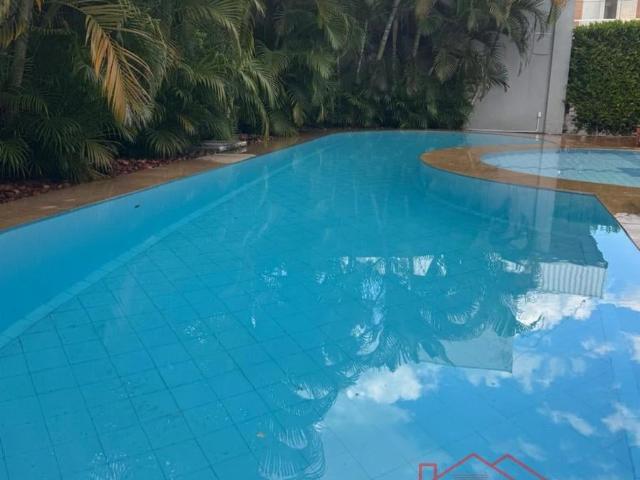 Casa / Sobrado para Venda em Feira de Santana/BA Sim 4 Quartos
