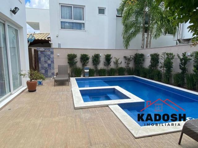 Casa / Sobrado para Venda em Feira de Santana/BA Sim 6 Quartos