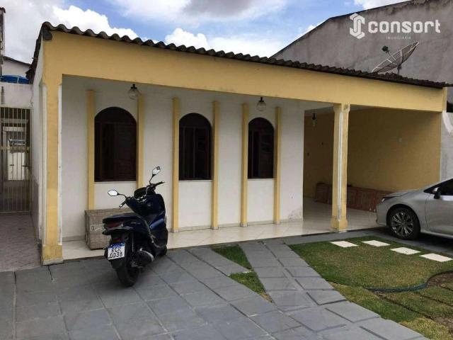 Casa / Sobrado para Venda em Feira de Santana/BA Ponto Central 7 Quartos
