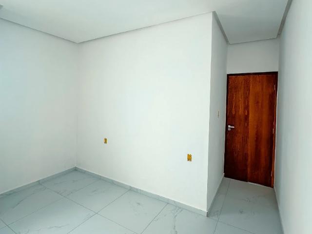 Casa / Sobrado para Venda em Feira de Santana/BA Papagaio 3 Quartos