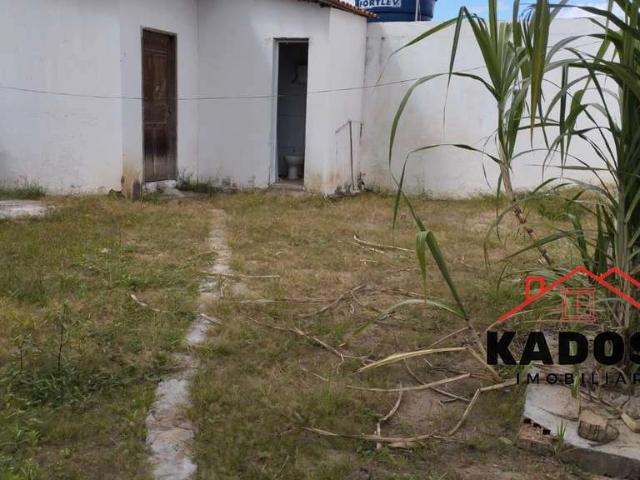 Casa / Sobrado para Venda em Feira de Santana/BA Parque Ipê 4 Quartos