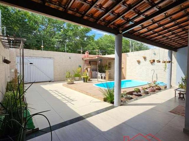 Casa / Sobrado para Venda em Feira de Santana/BA Parque Ipê 4 Quartos