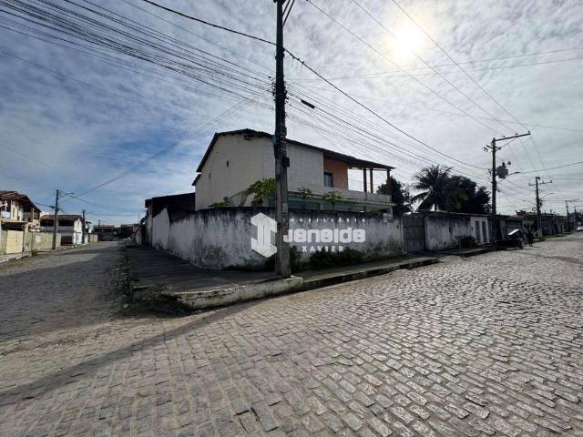 Casa / Sobrado para Venda em Feira de Santana/BA Parque Ipê 5 Quartos