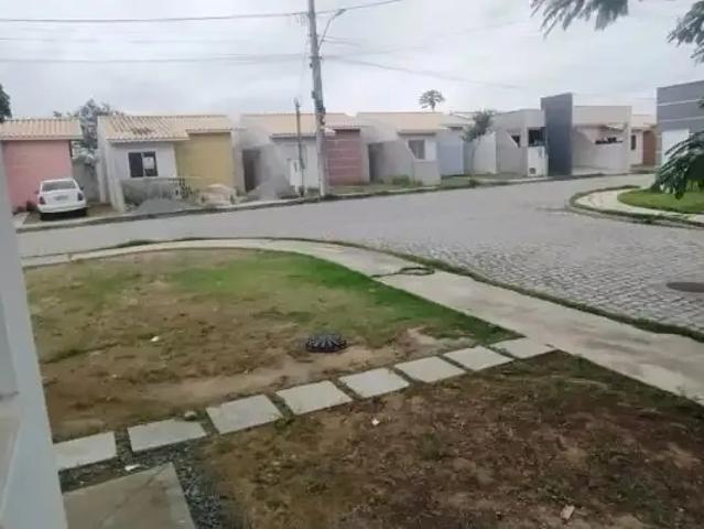Casa / Sobrado para Venda em Feira de Santana/BA Registro 2 Quartos