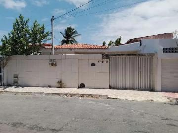 Casa / Sobrado para Venda em Fortaleza/CE Tauape 4 Quartos