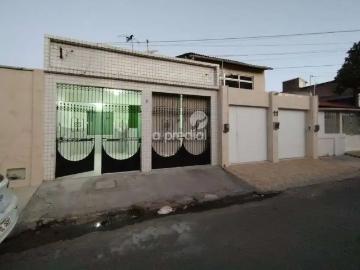 Casa / Sobrado para Venda em Fortaleza/CE Varjota 3 Quartos