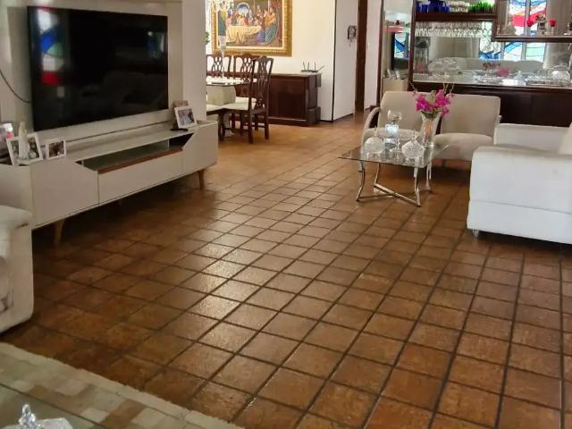 Casa / Sobrado para Venda em Fortaleza/CE Vicente Pinzon 4 Quartos