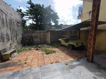 Casa / Sobrado para Venda em Fortaleza/CE Vicente Pinzon 3 Quartos