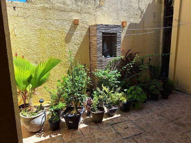 Casa / Sobrado para Venda em Fortaleza/CE Vila Peri 3 Quartos