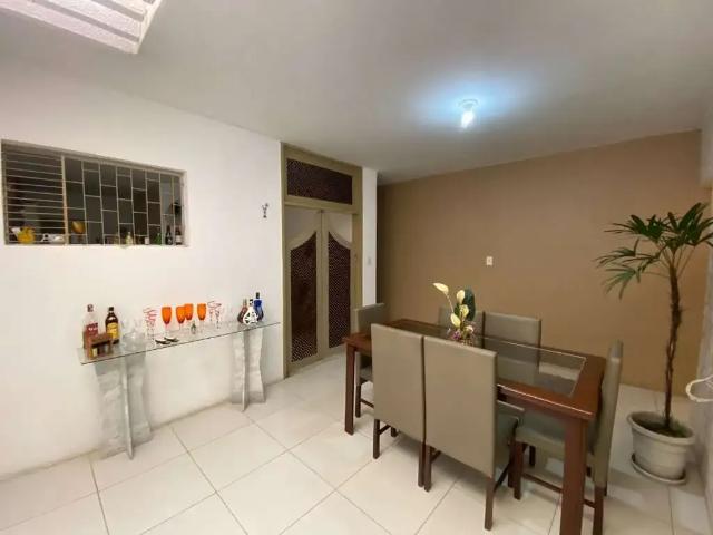 Casa / Sobrado para Venda em Fortaleza/CE Vila União 4 Quartos