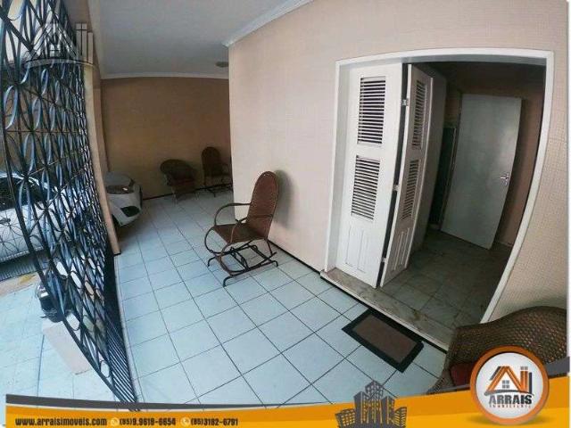 Casa / Sobrado para Venda em Fortaleza/CE Vila União 6 Quartos