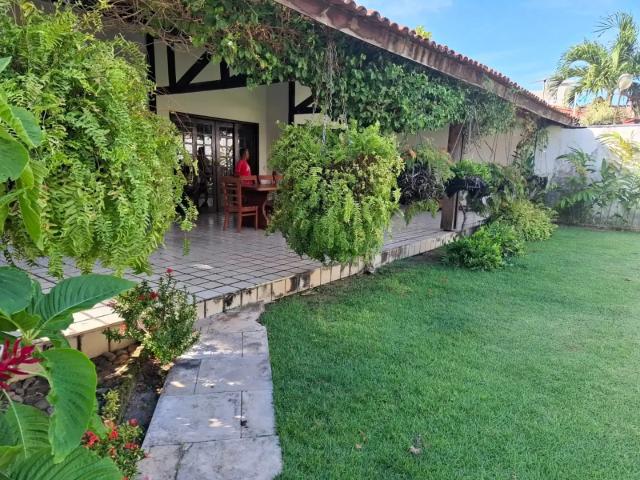 Casa / Sobrado para Venda em Fortaleza/CE Aldeota 5 Quartos