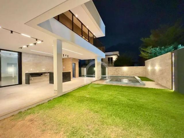 Casa / Sobrado para Venda em Fortaleza/CE Maraponga 4 Quartos