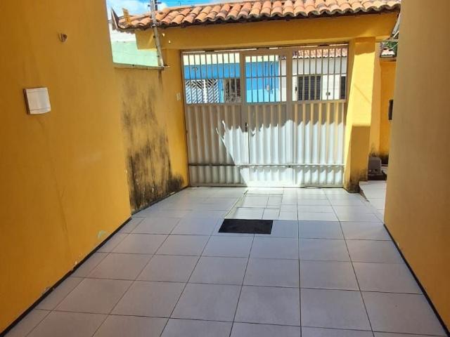 Casa / Sobrado para Venda em Fortaleza/CE Alto da Balança 4 Quartos