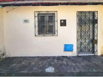 Casa / Sobrado para Venda em Fortaleza/CE Álvaro Weyne 2 Quartos