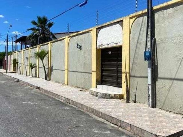 Casa / Sobrado para Venda em Fortaleza/CE Amadeu Furtado 2 Quartos
