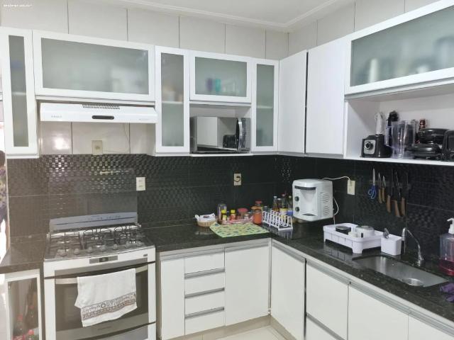 Casa / Sobrado para Venda em Fortaleza/CE Amadeu Furtado 3 Quartos