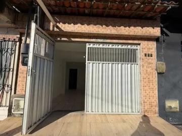 Casa / Sobrado para Venda em Fortaleza/CE Antônio Bezerra 3 Quartos
