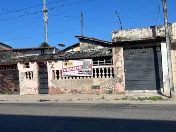 Casa / Sobrado para Venda em Fortaleza/CE Antônio Bezerra 2 Quartos