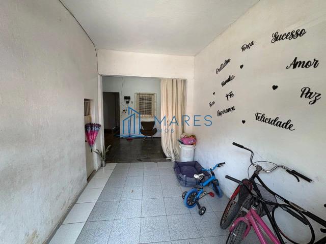 Casa / Sobrado para Venda em Fortaleza/CE Barroso 4 Quartos