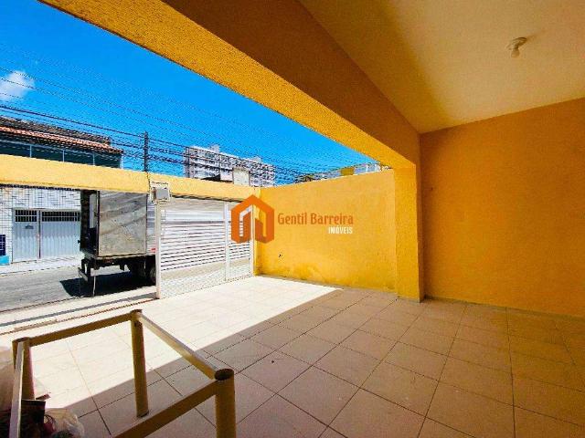 Casa / Sobrado para Venda em Fortaleza/CE Benfica 4 Quartos