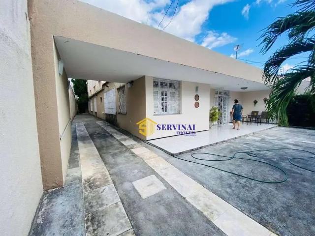 Casa / Sobrado para Venda em Fortaleza/CE Benfica 4 Quartos
