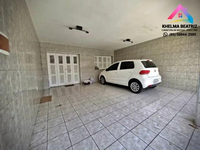 Casa / Sobrado para Venda em Fortaleza/CE Benfica 4 Quartos