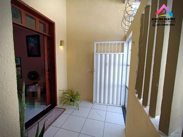 Casa / Sobrado para Venda em Fortaleza/CE Benfica 5 Quartos