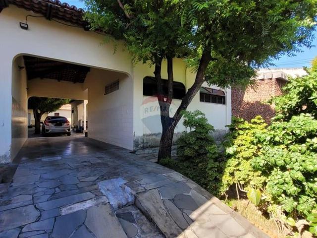 Casa / Sobrado para Venda em Fortaleza/CE Bela Vista 4 Quartos