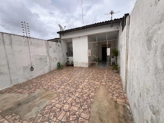 Casa / Sobrado para Venda em Fortaleza/CE Boa Vista Castelão 3 Quartos