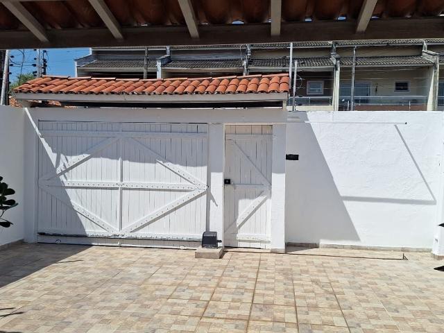 Casa / Sobrado para Venda em Fortaleza/CE Cambeba 3 Quartos
