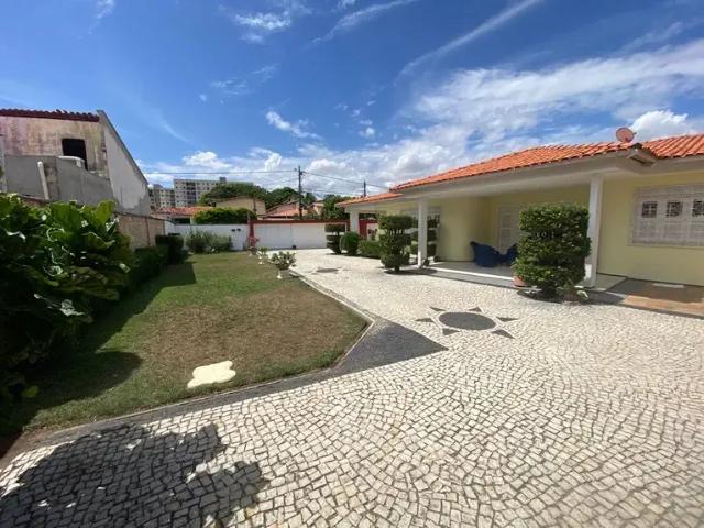 Casa / Sobrado para Venda em Fortaleza/CE Cambeba 4 Quartos