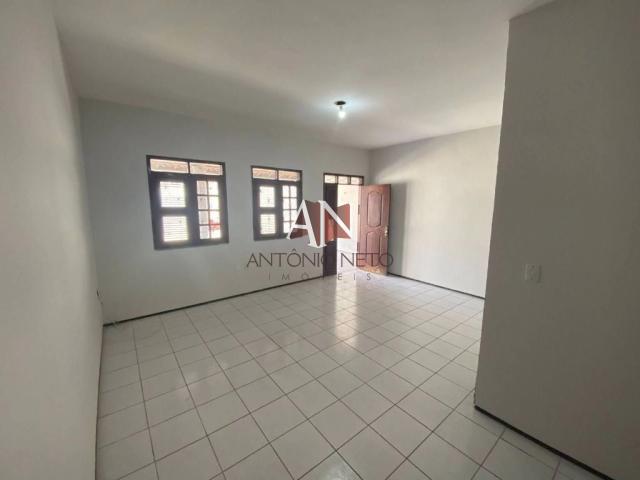 Casa / Sobrado para Venda em Fortaleza/CE Cambeba 4 Quartos