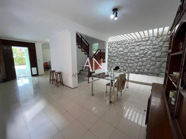 Casa / Sobrado para Venda em Fortaleza/CE Cambeba 4 Quartos