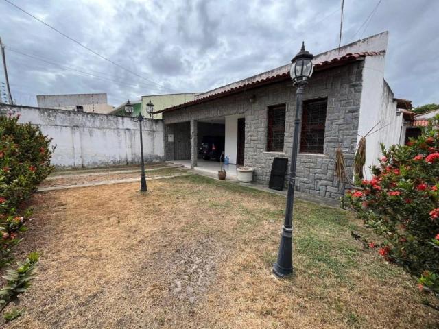 Casa / Sobrado para Venda em Fortaleza/CE Cambeba 4 Quartos