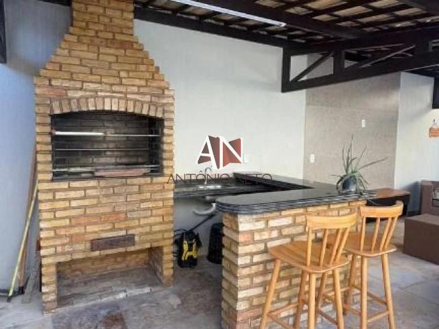 Casa / Sobrado para Venda em Fortaleza/CE Cambeba 4 Quartos