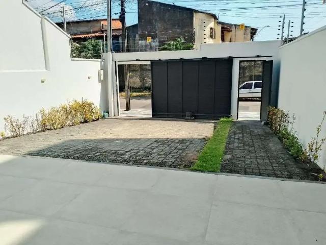 Casa / Sobrado para Venda em Fortaleza/CE Cajazeiras 1 Quartos