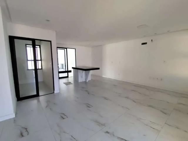 Casa / Sobrado para Venda em Fortaleza/CE Cajazeiras 4 Quartos
