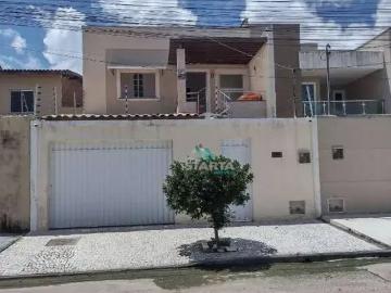 Casa / Sobrado para Venda em Fortaleza/CE Cajazeiras 4 Quartos